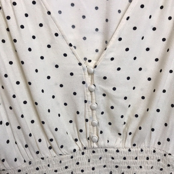 Beautiful Off-White Blouse - Picture 15 of 16